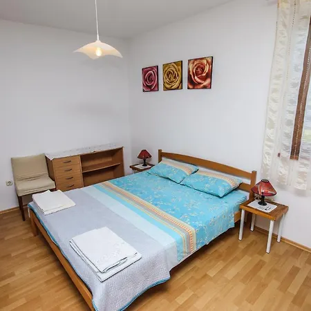 Paola Apartman Poreč